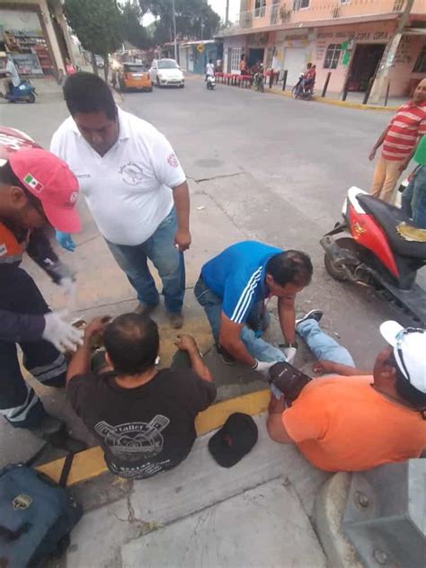 Motociclistas Se Impactan De Frente En Tierra Blanca