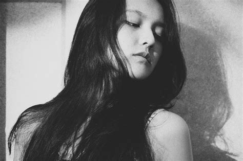 Nh Ng Hot Girl S H U Nhan S C V N Ng I M Khi N B N Kh Ng Th R I M T