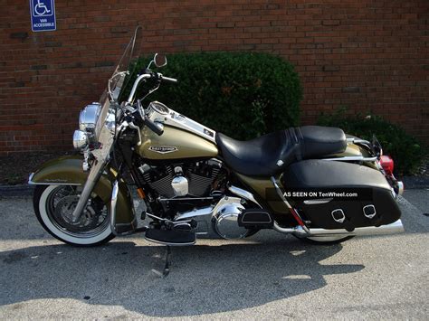 Harley Davidson Flhrc Road King Classic