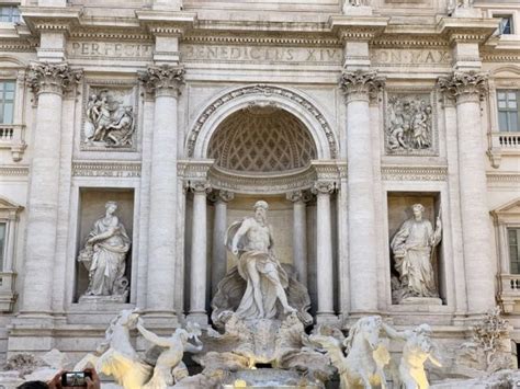 Trevi Fountain in Rome - A History of the Trevi Fountain