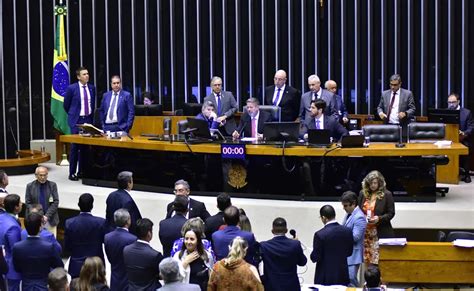 Plenário do Congresso vota Orçamento de 2024 mais verbas para