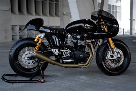 Triumph Thruxton 900cc Cafe Racer | Reviewmotors.co