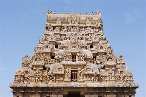 Brihadeeswarar Temple | The Brain Chamber