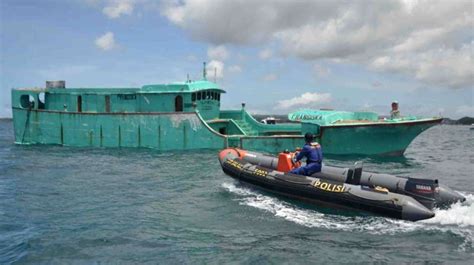 Terciduk Tni Al Tangkap Kapal Vietnam Lagi Nyuri Ikan Di Laut Natuna