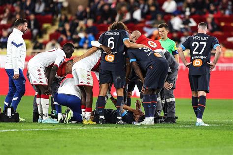 Foot Om Om Harit Sa Terrible Blessure Choque Tout Le Monde Foot