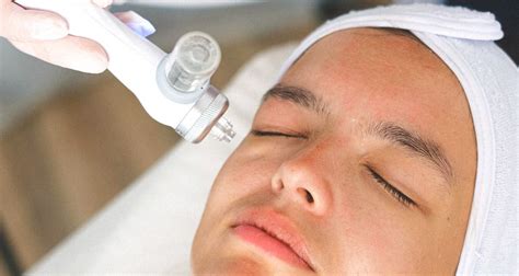 Hydrafacial Cilt Bak M Nedir P R Zs Z Cilde Kavu Un