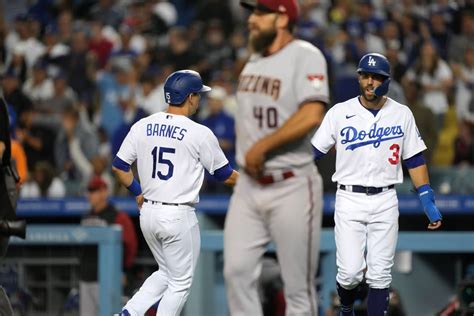 Dodgers Fans Do Not Want Madison Bumgarner In La Reactions To Madbum