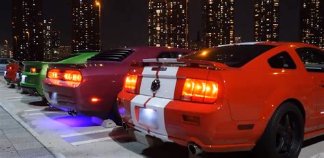 Watch Muscle Car Enthusiasts In Japan Go For A Night Drive In Tokyo