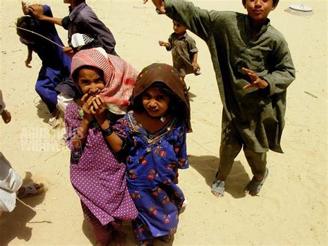 Thar Desert: The Struggle for a Drop of Water – Agustinus Wibowo ...