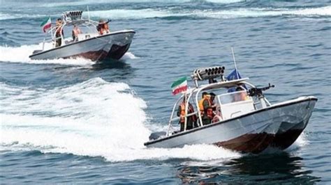 Kapal Perang Iran Teror Selat Hormuz Amerika Dan Inggris Kirim Armada