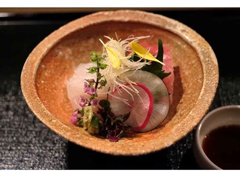 Authentic Japanese Sashimi Presentation Ideas