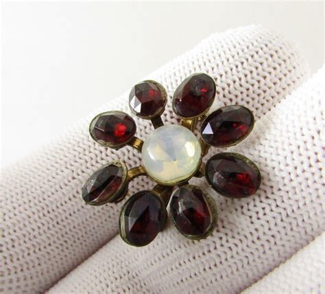 Vintage Regency Brooch Red Flower Gem