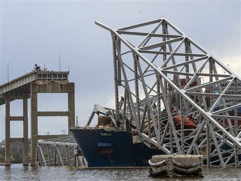 Crews Begin Removing Containers From Ship That Hit Baltimore Bridge