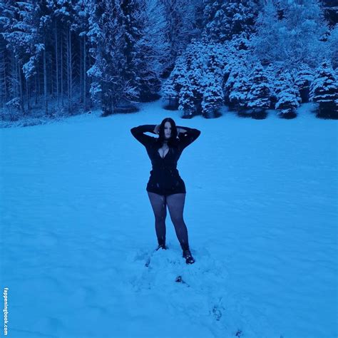 Thethreeheadedsnake Nude OnlyFans Leaks Fappening FappeningBook