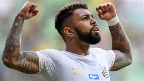 Pai de Gabigol dá ultimato em Marcelo Teixeira para levar atacante de