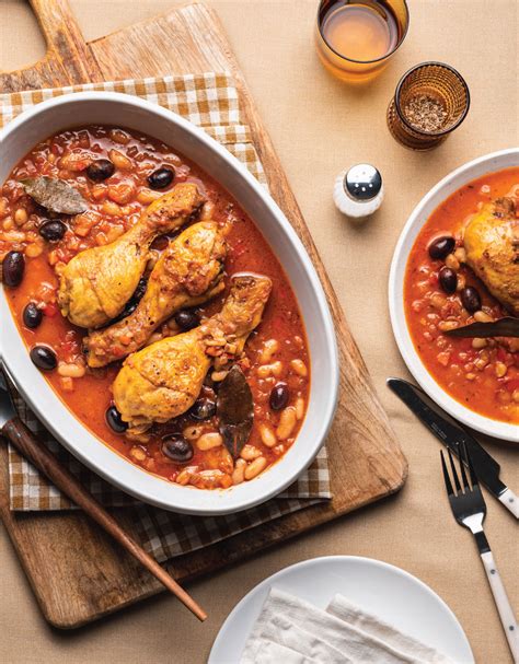 Muslos De Pollo Guisados En Salsa De Tomate Y Albahaca Bon Pollo