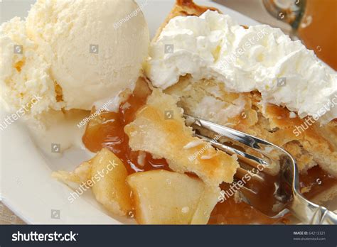 3,777 Appeltaart Slagroom Images, Stock Photos & Vectors | Shutterstock