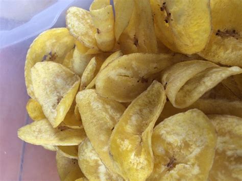 Kerepek Pisang Tanduk Food Drinks Homemade Bakes On Carousell