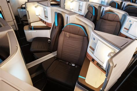 Hawaiian Airlines Unveils Boeing 787 Dreamliner Cabin Design