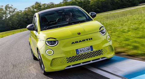 Avaliação Aceleramos O Elétrico Abarth 500e Que Logo Chega Ao Brasil