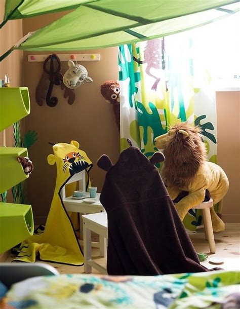 Create A Jungle Themed Kids Room Let The Little Ones Dress Up As Wild