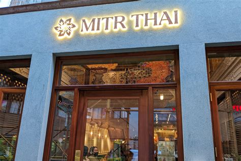 Review Mitr And Mayree Are Two New Thai Restaurants In Nyc Eater Ny