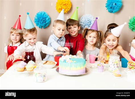 Happy birthday party Stock Photo - Alamy