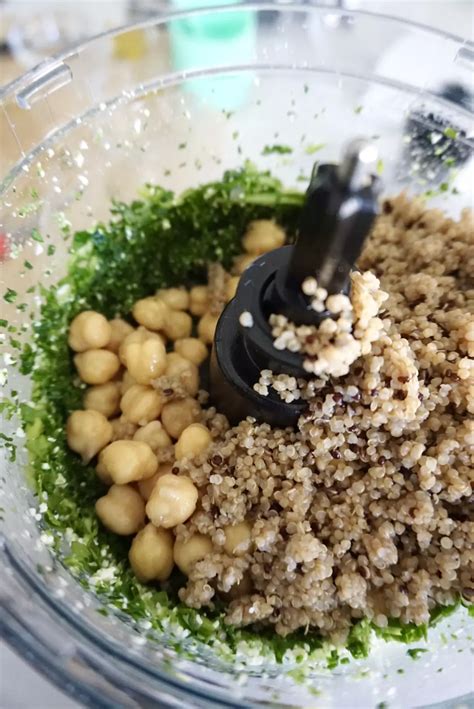 Spinach Chickpea And Quinoa Patties Recipe Laaloosh