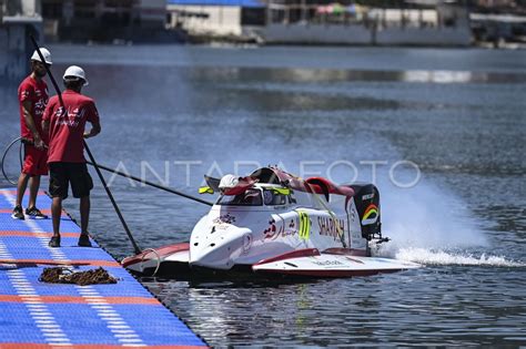 Jelang F Powerboat Di Danau Toba Antara Foto