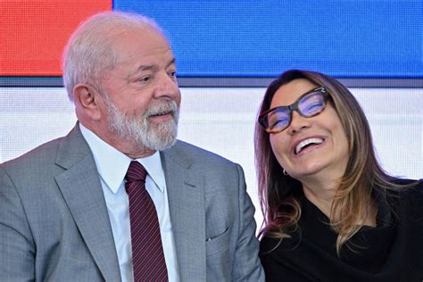 Lula N O Estava B Bado Nem Agarrou Apoiadora Como Alegam Publica Es