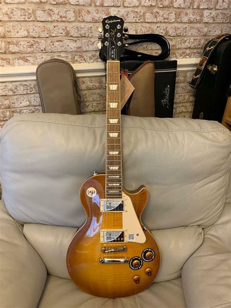 Epiphone Les Paul Standard Plus Top Pro Honey Burst In Didcot