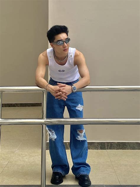 Hot Boy Rap Vi T G Y Th Ng Nh V I M L M Ng Ti N V T I N Ng T O Hit B O D N Tr