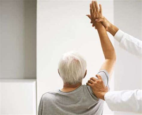 Shoulder Pain Treatment Options - The Pain Experts of Arizona