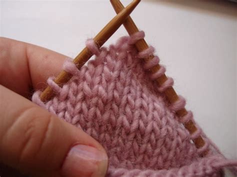 The Easiest Way To Do A Short Row Heel Knitting Short Rows Easy