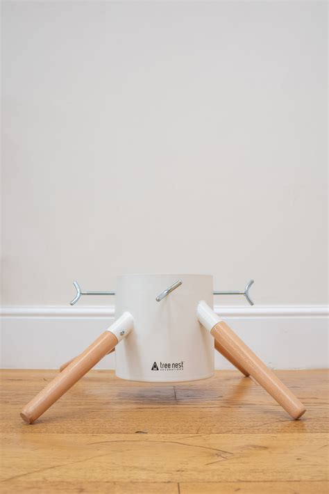 christmas tree stand with water reservoir 7