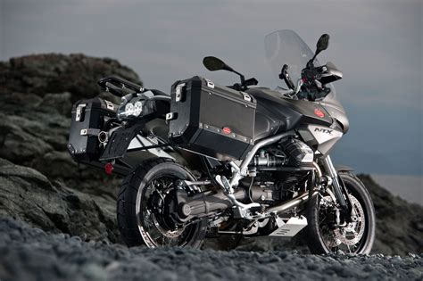 Motorrad Vergleich BMW R 1250 GS Adventure 2023 Vs Moto Guzzi Stelvio