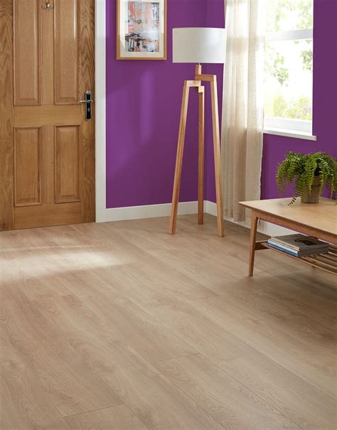 Sienna Long Natural Oak Laminate Flooring Flooring Superstore