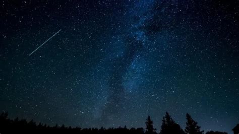 Puncak Hujan Meteor Perseid Malam Ini Jam Berapa Simak Waktu Lokasi