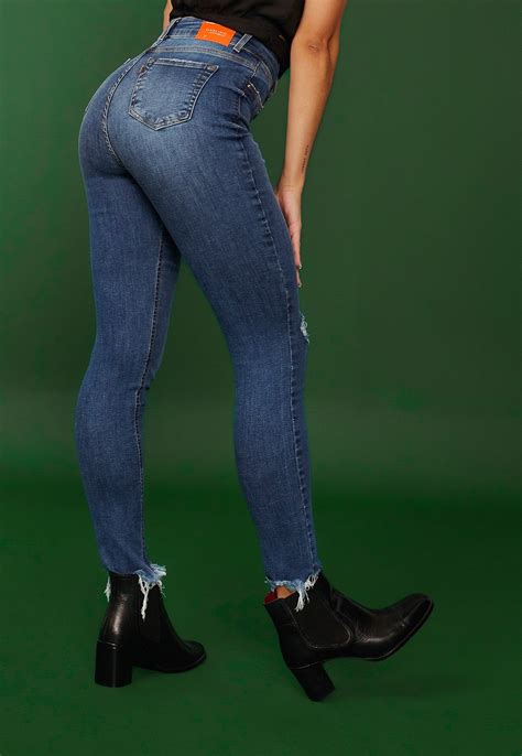 Cal A Jeans Feminina Skinny Hot Pants Cigarrete Dz
