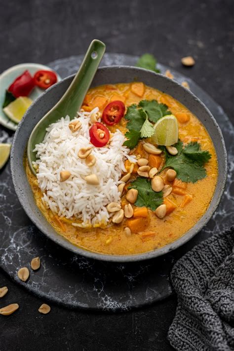 Rezept F R Erdnuss Curry Mit S Kartoffel Vegan Super Cremig Und In