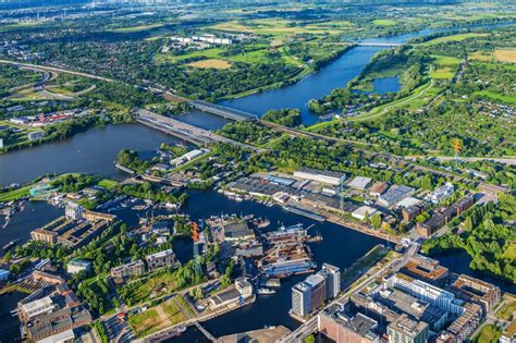 Luftaufnahme Hamburg Kaianlagen Und Schiffs Anlegestellen