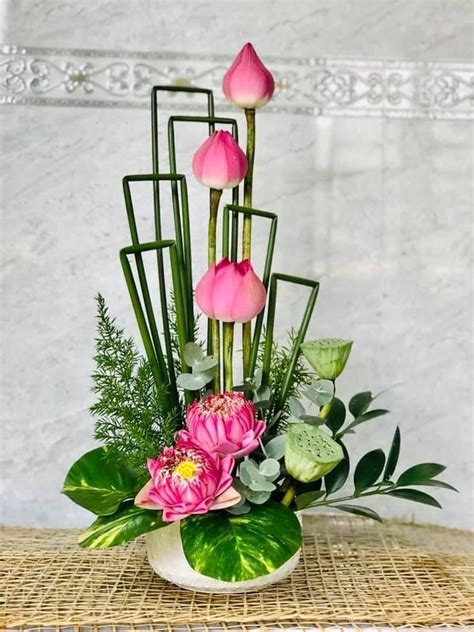 Stunning Ikebana Flower Arrangements