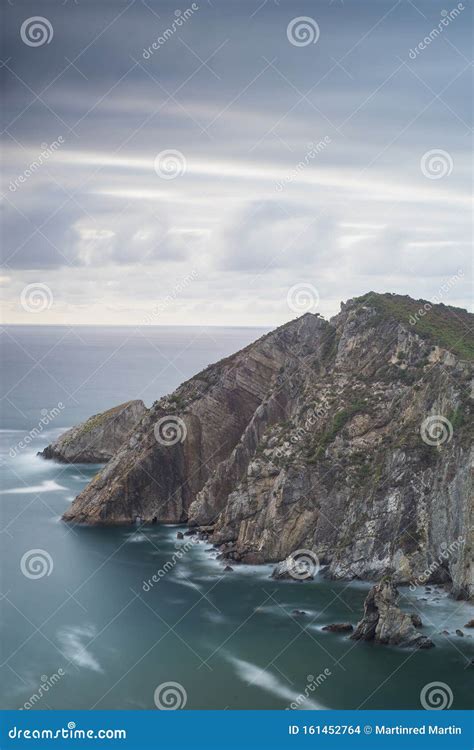 A Praia Do Silêncio Também Conhecida Como Praia De Gavieiru Fica Em