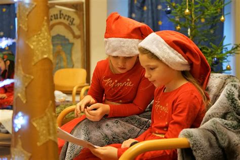 Weihnachtsfeier MS VS KIGA Neue Mittelschule Volksschule