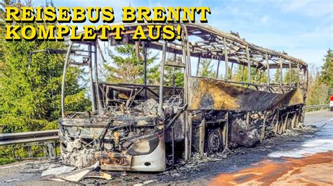 Reisebus Wird Ein Raub Der Flammen Kinder K Nnen Sich Retten