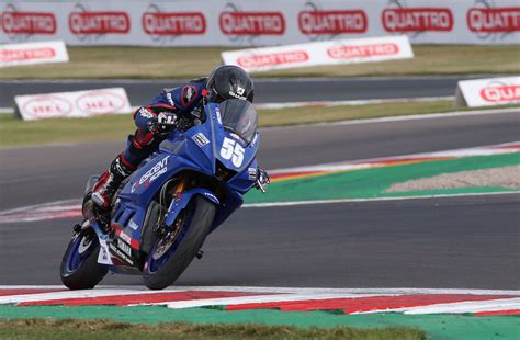 Yamaha Motor Uk Ramp Up R3 Blu Cru Challenge In British Junior