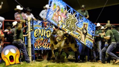 Impresionante La Fuerza Del Toro Que Hasta La Puerta Del Caj N