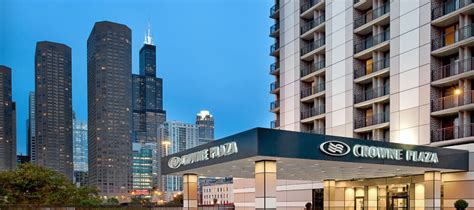 Crowne Plaza Chicago West Loop | Choose Chicago