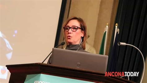 Ilaria Cucchi E Fabio Anselmo Monito Agli Avvocati Anconetani Per Una