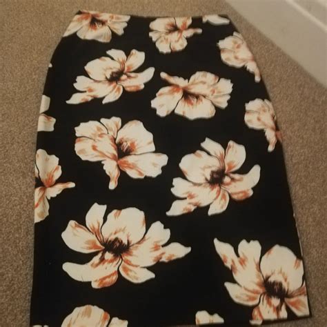 River Island Black Floral Print Pencil Skirt Size Depop